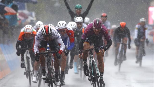 Ackermann pakt zijn tweede zege in de Giro Ackermann pakt zijn tweede zege in de Giro