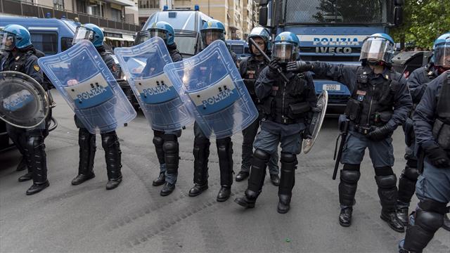 Scontri prima di Atalanta-Lazio: tre tifosi della Lazio arrestati, un agente ferito