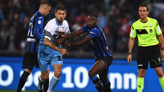 La moviola di Atalanta-Lazio: la Dea protesta per un fallo di mano di Bastos, la VAR non interviene