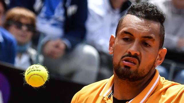 Jeu de pénalité, chaise balancée, et "auto-disqualification" : Nick Kyrgios a craqué Jeu de pénalité, chaise balancée, et "auto-disqualification" : Nick Kyrgios a craqué