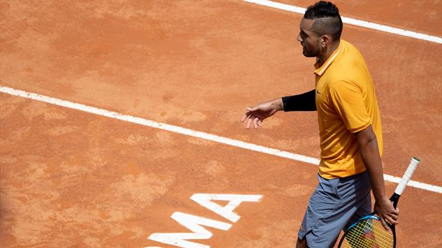 Nick Kyrgios folle! Lancia una sedia in campo a Roma e abbandona il match con Ruud