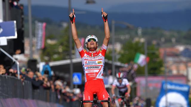 Masnada s’offre l’étape, Conti le maillot rose
