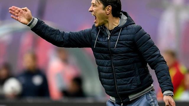 Un portal asegura que Van Bommel relevará a Kovac en el Bayern