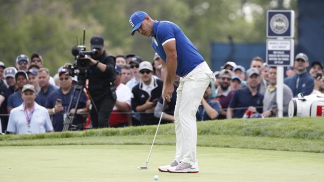 Koepka domina y Tiger eliminado en el Campeonato de la PGA