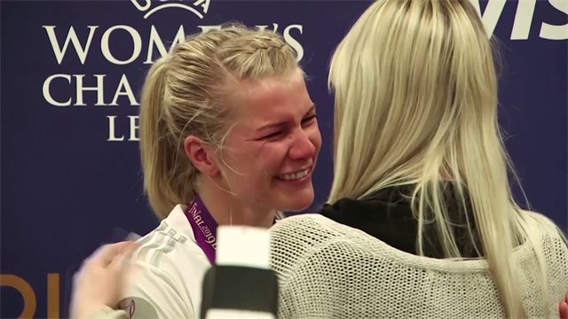 Ada Hegerberg, che serata! Tripletta in finale di Champions, mvp e la sorpresa durante l'intervista Ada Hegerberg, che serata! Tripletta in finale di Champions, mvp e la sorpresa durante l'intervista