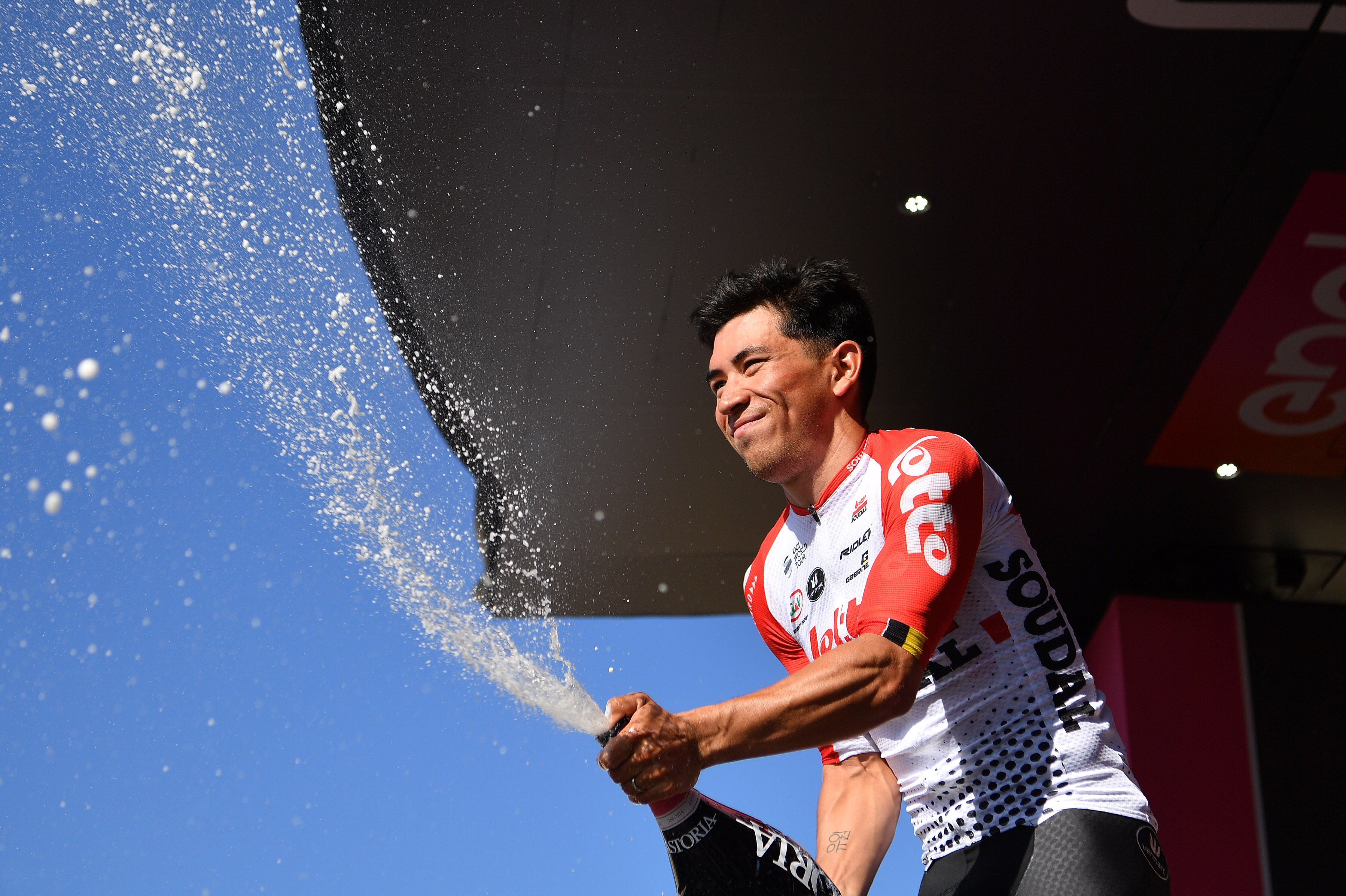 Caleb Ewan fête sa victoire lors de la 11e étape du Giro 2019