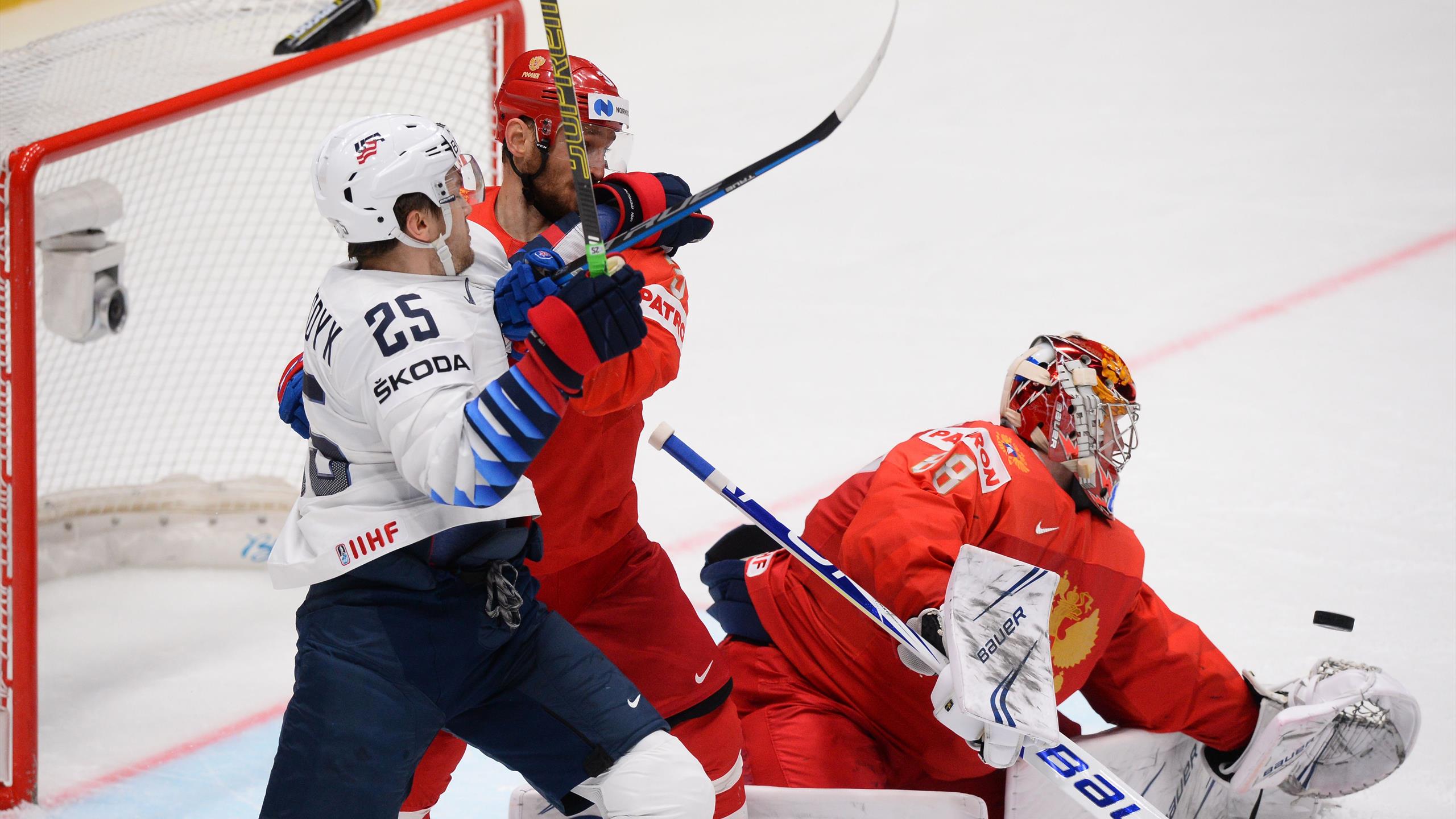 Спорт россия сша. Играем вместе хоккей Чемпионат мира. Зуб, артём Валерьевич. Стрим по хойке. Чемпионат мира по хоккею 2018 семья ест.