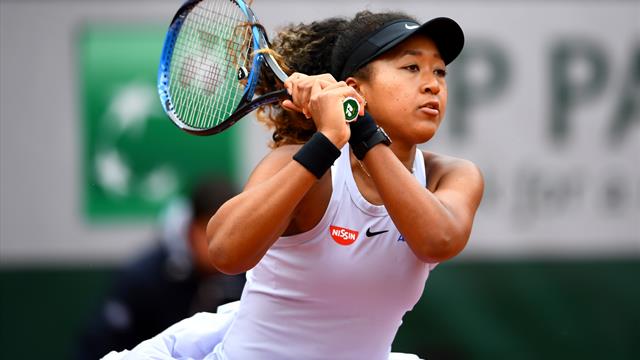 "Remboursez !" : un spectateur tente le coup après la bulle reçue par Osaka "Remboursez !" : un spectateur tente le coup après la bulle reçue par Osaka