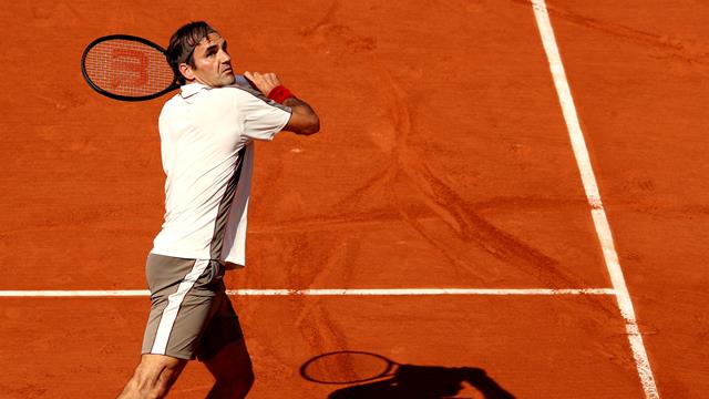 Amorties, volées, coups droits... Federer a fait le show pour bizuter Ruud Amorties, volées, coups droits... Federer a fait le show pour bizuter Ruud