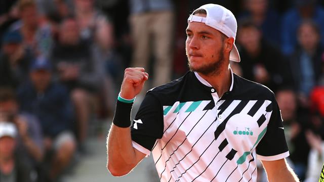 Struff bestätigt Topform in Stuttgart: Erneuter Sieg gegen Shapovalov