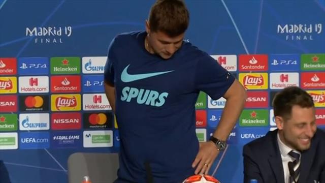 Pochettino shows off figure after weight-loss question Pochettino shows off figure after weight-loss question