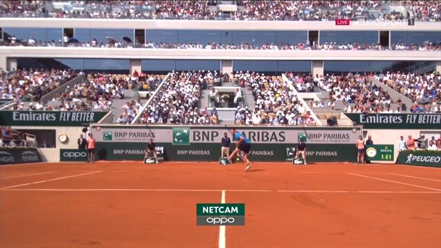 Thiem a réponse à tout (et de sacrées jambes) : la preuve avec ce tweener désespéré Thiem a réponse à tout (et de sacrées jambes) : la preuve avec ce tweener désespéré