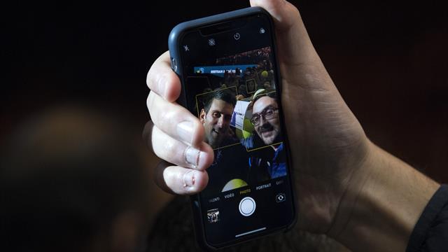 Crocodile et ours, grand écart, Halloween : l'interview Instagram de Djokovic Crocodile et ours, grand écart, Halloween : l'interview Instagram de Djokovic