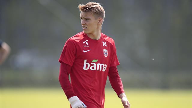 Ødegaard taus om Hegerberg-kritikken – får støtte av Lagerbäck