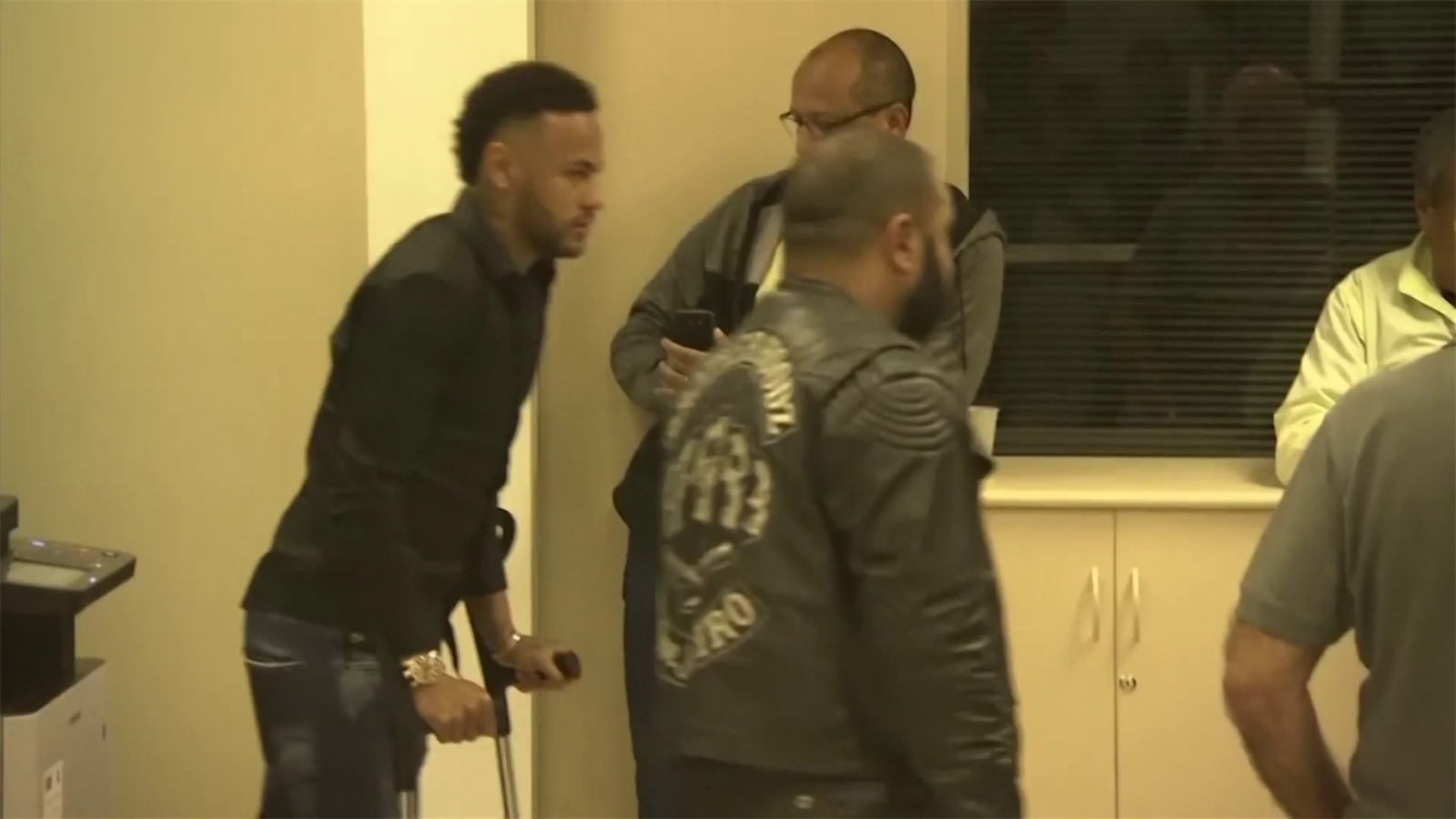 Neymar Attore Ne La Casa Di Carta Estate Da Cinema Per Il