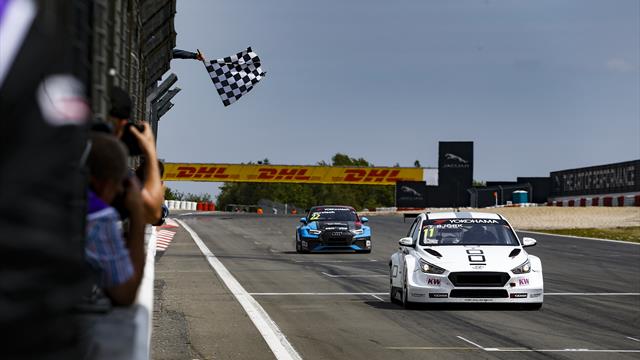 Souvenez-vous quand… les pilotes du WTCR s’attaquaient pour la première fois au Ring