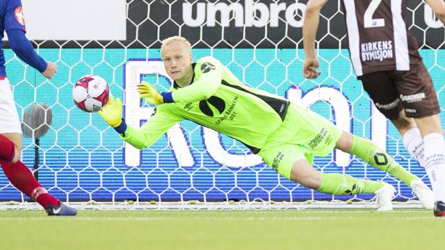 Faye Lund om keeper-plassen: – Skal gjøre alt jeg kan for å få spille de resterende kampene Faye Lund om keeper-plassen: – Skal gjøre alt jeg kan for å få spille de resterende kampene