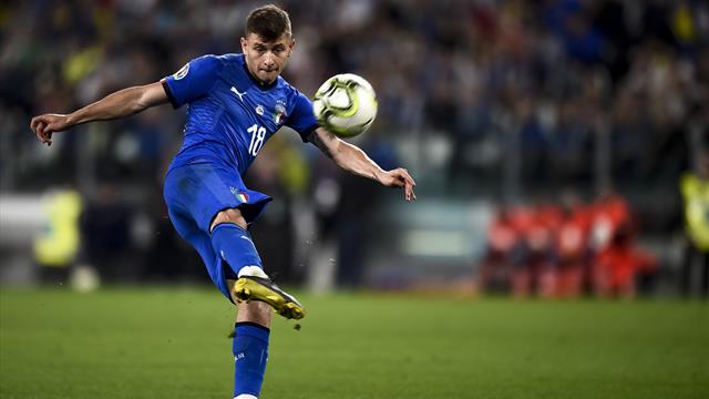 L'agente di Barella nella sede dell'Inter: si decide anche il futuro di Nainggolan