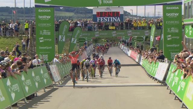 Tour of Britain | Vos wint sprint en pakt eerste plaats algemeen klassement Tour of Britain | Vos wint sprint en pakt eerste plaats algemeen klassement