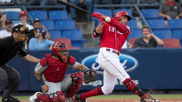 Bravos suman seis victorias; Riley hace historia; Yamamoto debuta y gana