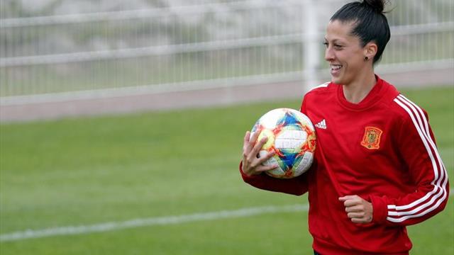 Jenni, a falta de Dzseni