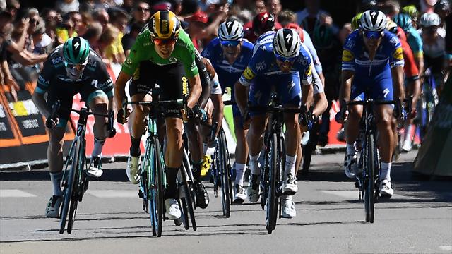 "Er hat den nötigen Pep!" Van Aert trumpft im Massensprint auf "Er hat den nötigen Pep!" Van Aert trumpft im Massensprint auf