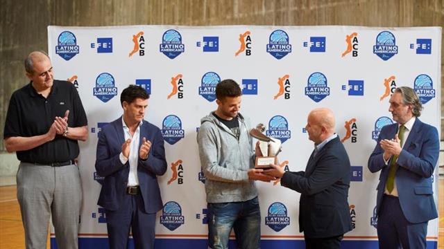 Laprovittola recibe el primer Premio EFE al mejor latinoamericano de la ACB
