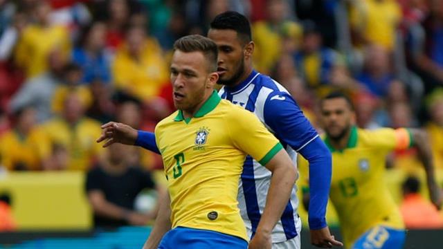 Arthur ruled out of Brazil's Copa America opener against Bolivia