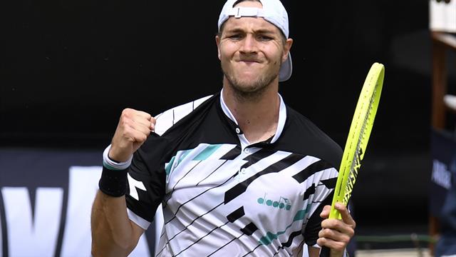 Klare Sache gegen Pouille: Struff erreicht Halbfinale in Stuttgart