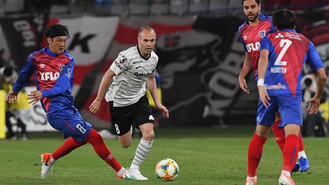 Dank Iniesta-Traumtor: Kobe siegt bei Fink-Debüt Dank Iniesta-Traumtor: Kobe siegt bei Fink-Debüt