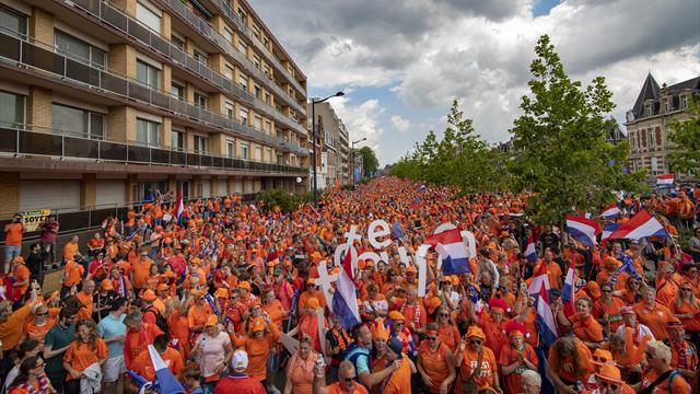 Quand la folie "Oranje" s'empare de Valenciennes