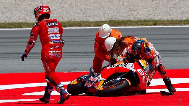 Strike di Lorenzo che atterra Dovi, Viñales e Rossi. Primo Marquez, poi Quartararo