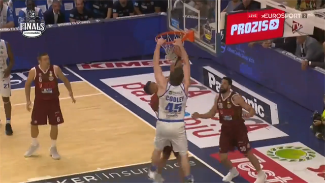 Partenza travolgente per Jack Cooley! Venezia è scossa Partenza travolgente per Jack Cooley! Venezia è scossa