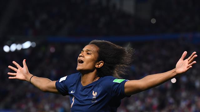 "Faut-il s'inquiéter pour les Bleues ? Rappelez-vous l'été dernier…" "Faut-il s'inquiéter pour les Bleues ? Rappelez-vous l'été dernier…"
