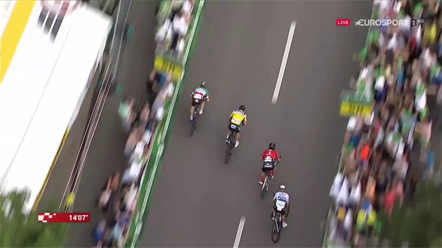 Elia Viviani è tornato! Trionfo nella 4a tappa del Tour di Svizzera Elia Viviani è tornato! Trionfo nella 4a tappa del Tour di Svizzera