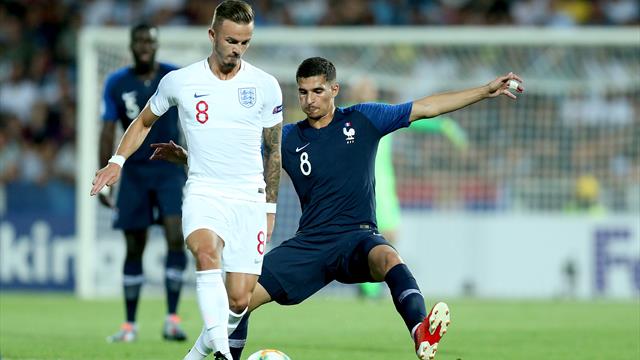 Les Bleuets avec Aouar... mais sans Dembelé