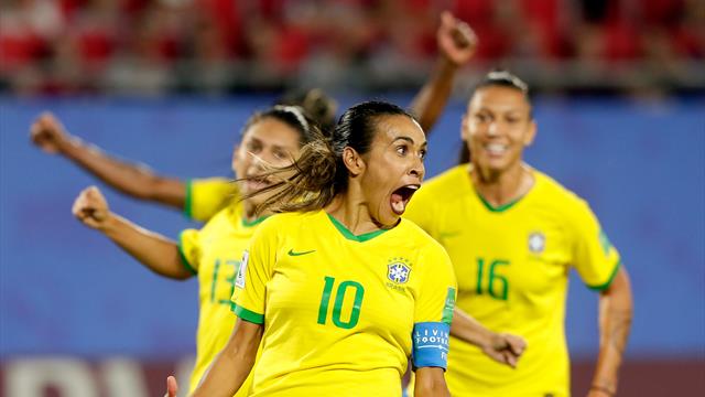 Marta riscrive la storia del calcio: 17 gol ai Mondiali, battuto il record di Klose