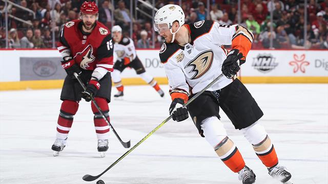 NHL: Nationalspieler Holzer verlängert in Anaheim
