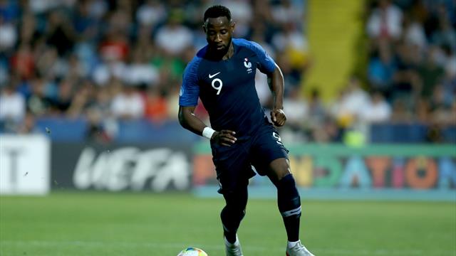 Dembélé incertain contre la Roumanie