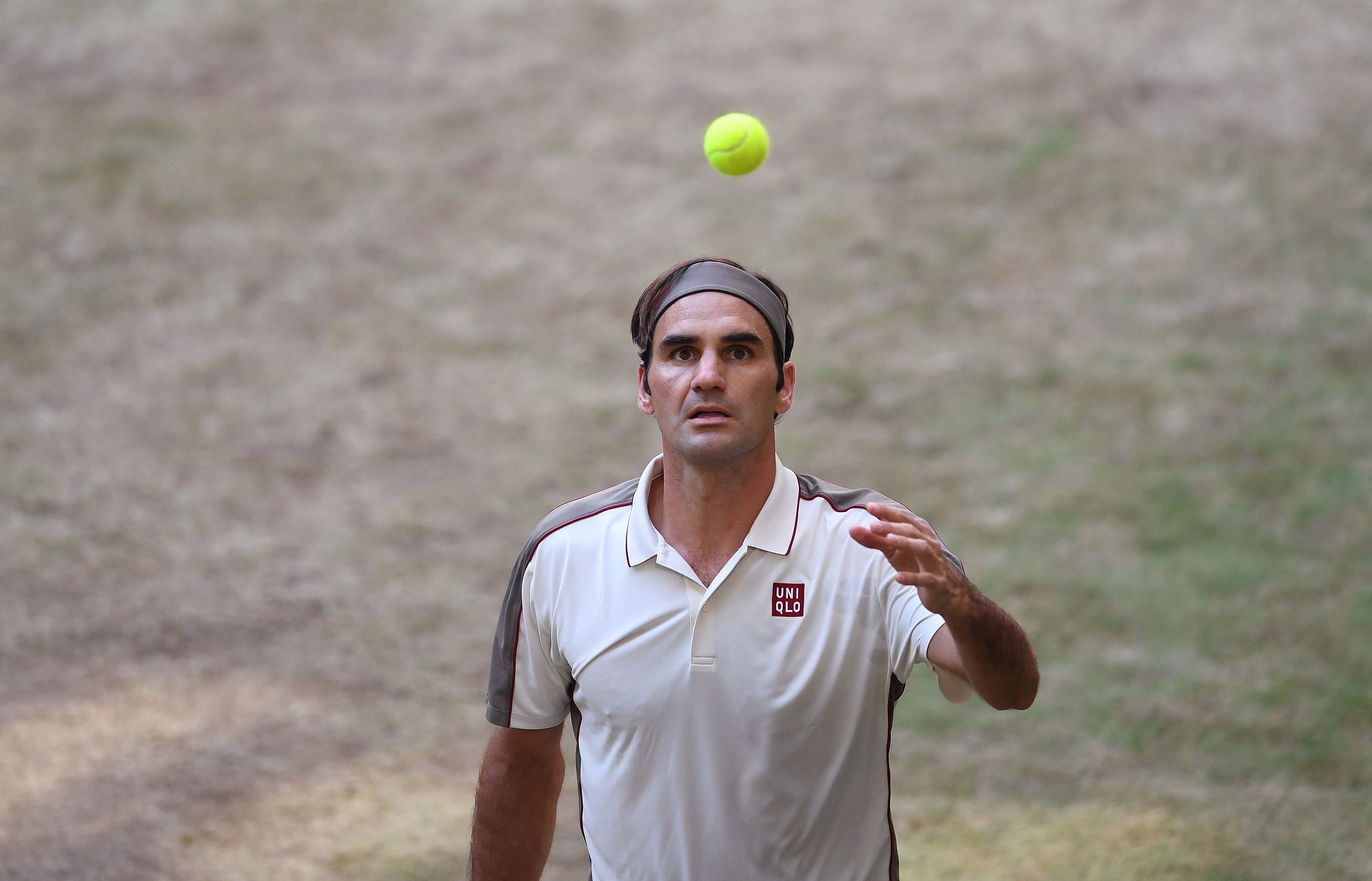 Roger Federer lors de son match face à Roberto Bautista à Halle