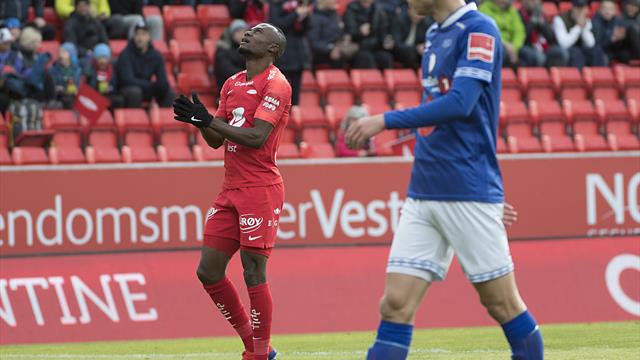 Tilbake i varmen etter å ha fyrt løs mot egen trener