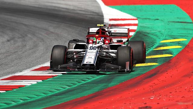 Frizione irregolare, penalizzate le due Alfa Romeo: Hamilton e Kubica vanno a punti