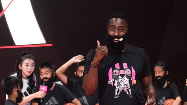 Harden s'excuse pour avoir fait le fou à scooter en Chine