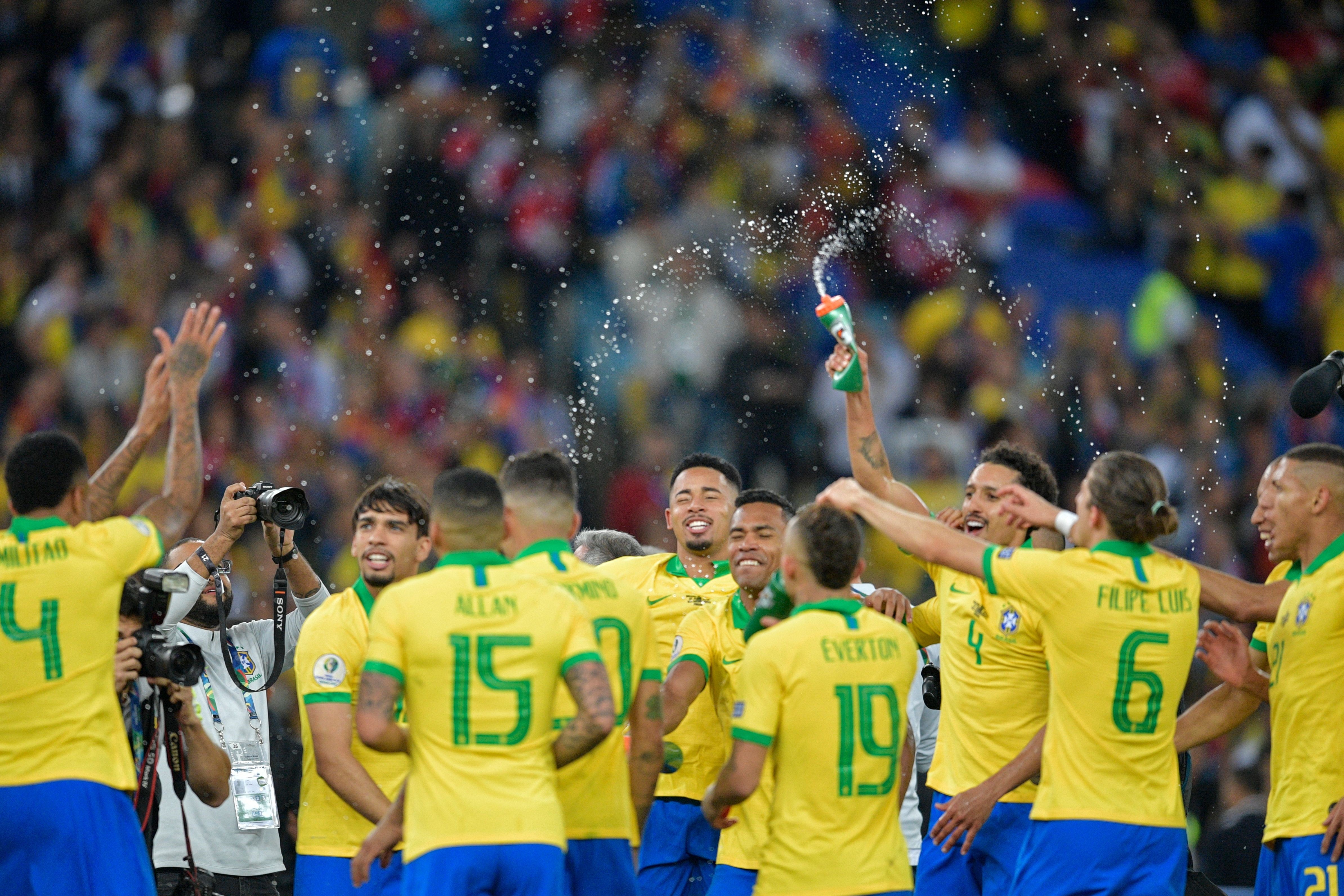 La joie des Brésiliens après leur sacre en Copa America