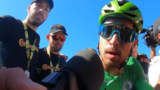 Sagan sauer auf Reporter: "Soll ich dein Mikrofon essen?" Sagan sauer auf Reporter: "Soll ich dein Mikrofon essen?"