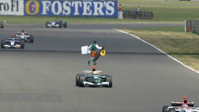 112 fractures, hystérie Mansell, prêtre défroqué… Les incroyables du GP de Grande Bretagne 112 fractures, hystérie Mansell, prêtre défroqué… Les incroyables du GP de Grande Bretagne