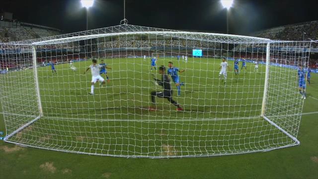 Errore incredibile: calciatore giapponese sbaglia gol già fatto contro l'Italia Errore incredibile: calciatore giapponese sbaglia gol già fatto contro l'Italia