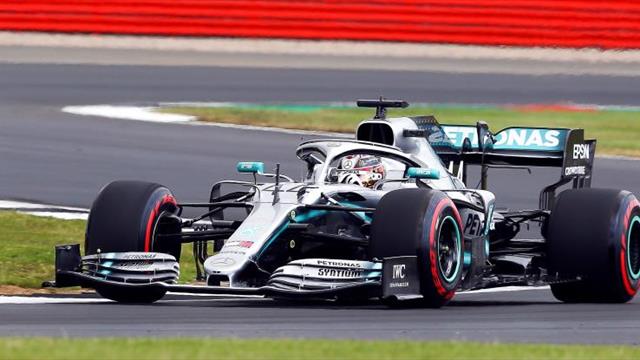 Mercedes toma el mando en Silverstone