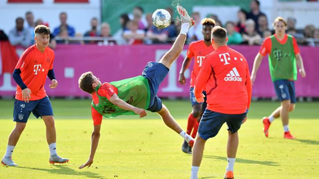 Fallrückzieher! Müller meldet sich mit Zaubertor im Training zurück Fallrückzieher! Müller meldet sich mit Zaubertor im Training zurück