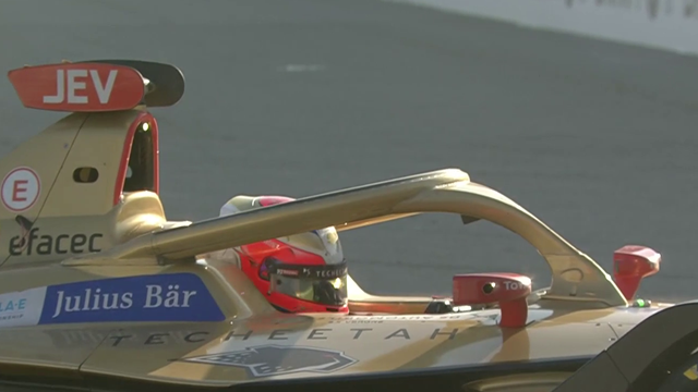 Vergne, ma dove vai? Il francese va lungo e manca una curva durante le prove Vergne, ma dove vai? Il francese va lungo e manca una curva durante le prove
